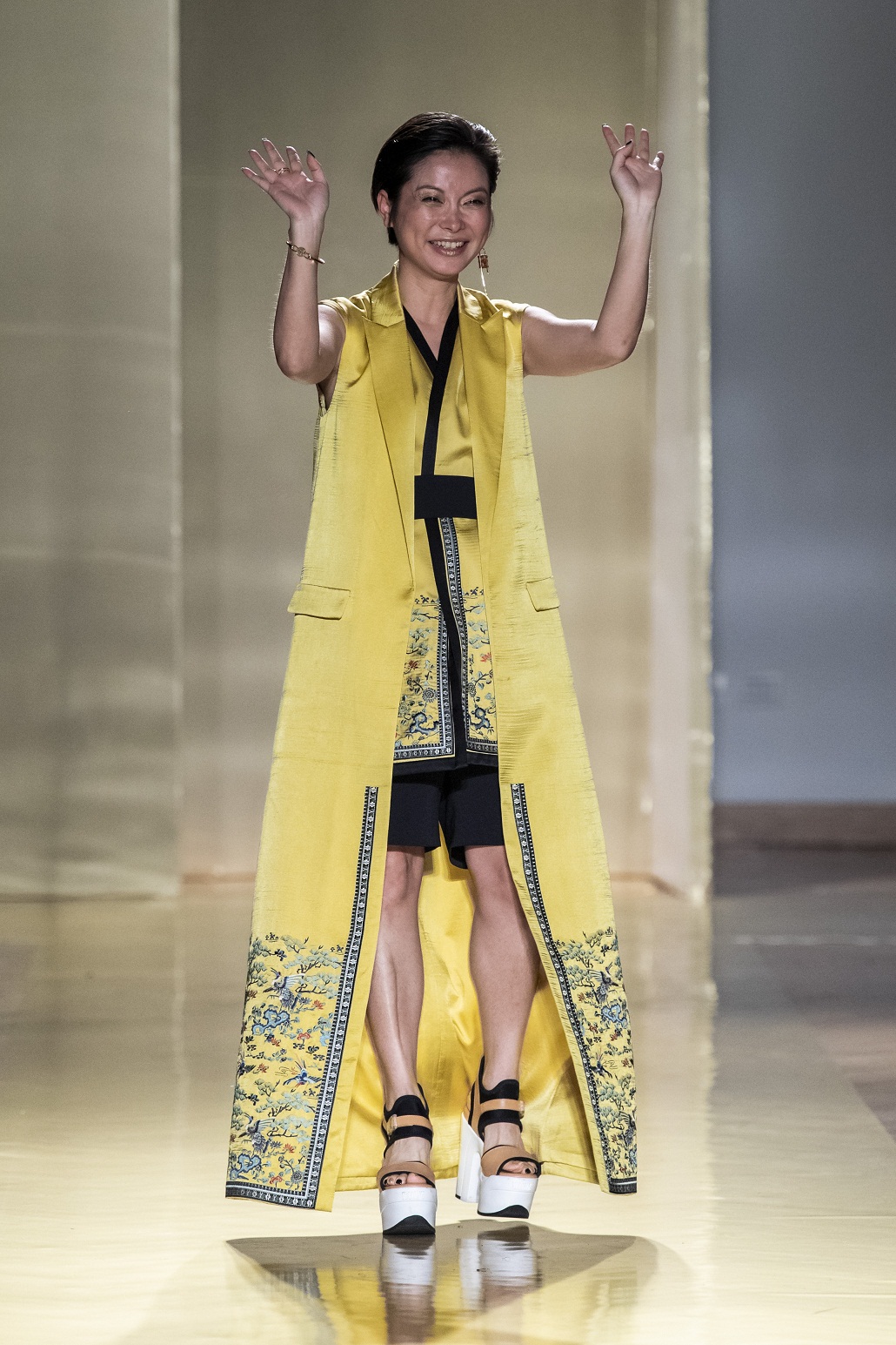 Designer Hui Zhou Zhao to support Milan during Covid19