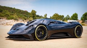 GREAT MARQUES CHOOSE SALON PRIVÉ TO UNVEIL THEIR LATEST MODELS 16