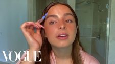 Addison Rae's Guide to Faux Freckles and a Go-To Glowy Makeup Look | Beauty Secrets | Vogue