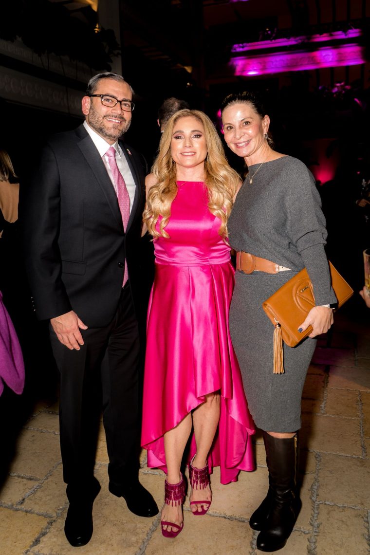Pink Luminous Advocacy Project hosted Light Up The Night attended by Dr. John Diaz, Chief of Gynecologic Oncology at the Miami Cancer Institute, Baptist Health, Marilyn Dans Miami-Based Entrepreneur and Founder, and Cheryl Chase Diaz at Mayfair House Hotel & Garden
