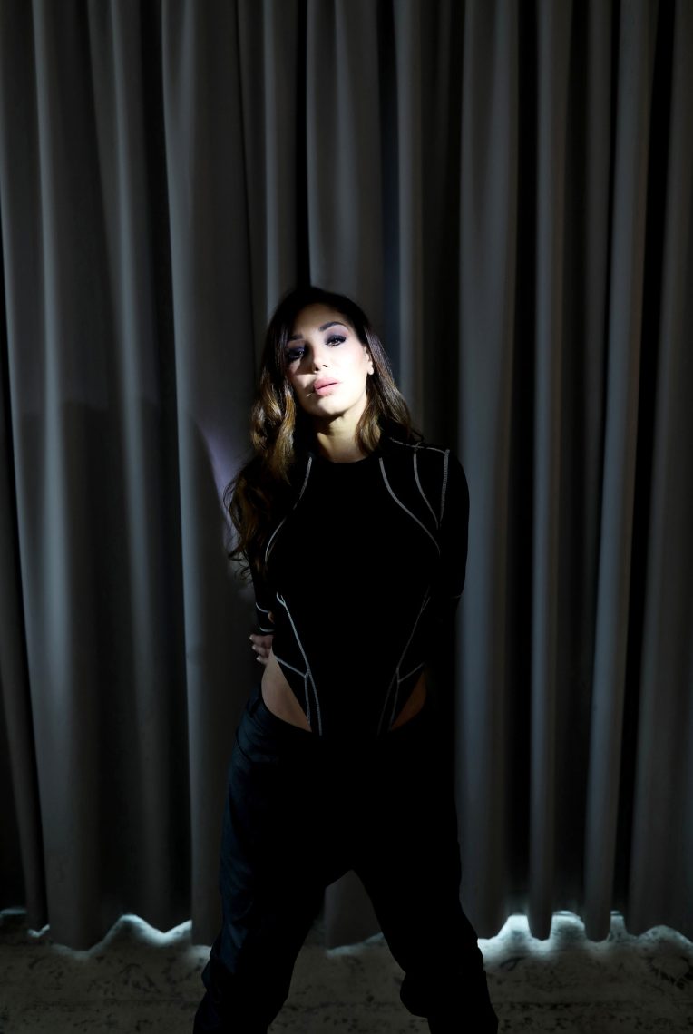 Simina Returns to OFF Recordings with ‘Intuition Authority’