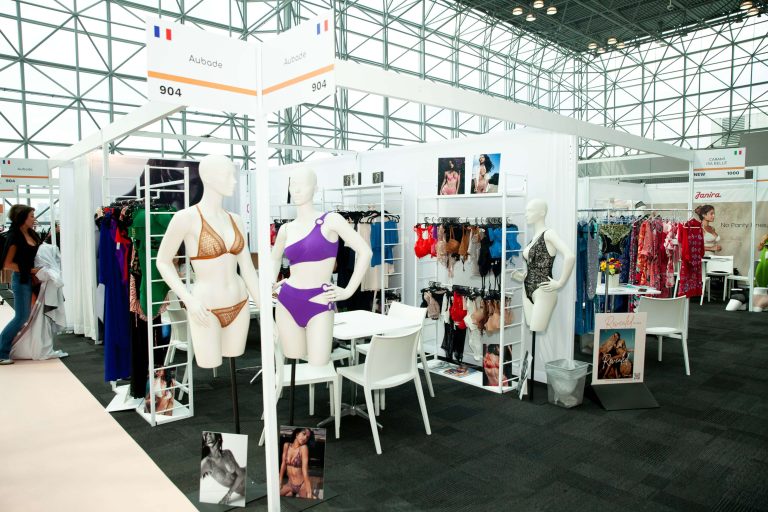 CURVE NEW YORK Reunites Intimate Apparel Industry