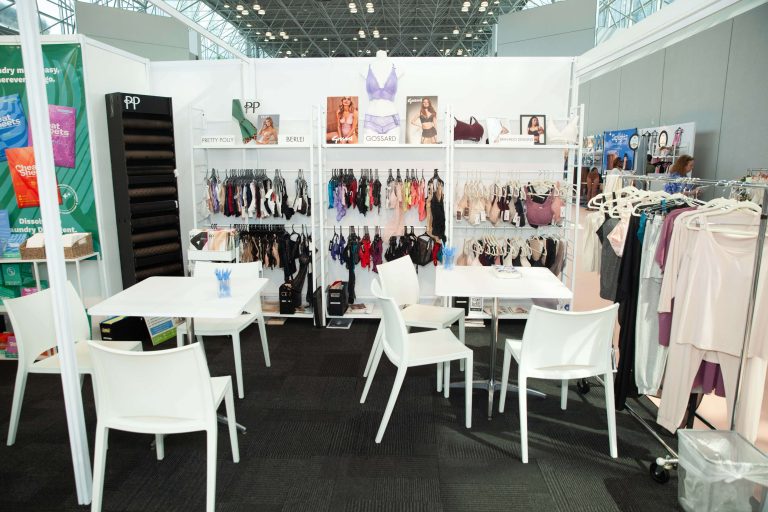 CURVE NEW YORK Reunites Intimate Apparel Industry