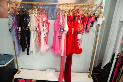 CURVE NEW YORK Reunites Intimate Apparel Industry