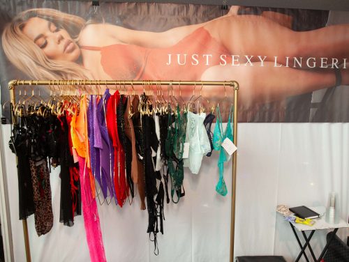 CURVE NEW YORK Reunites Intimate Apparel Industry