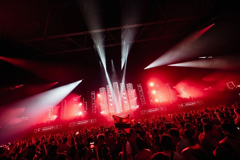 Verknipt Drives Hard Techno at ADE with Shows and Panels