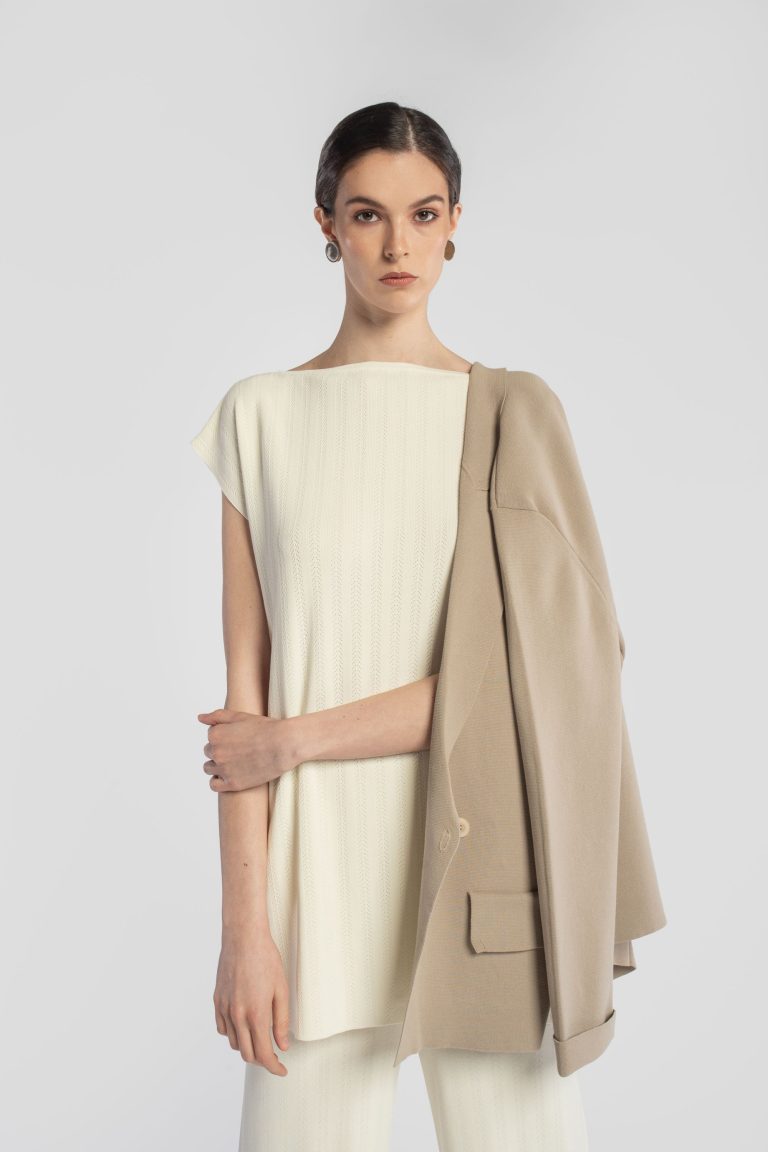 Cruciani SS25 Damenkollektion | Die luxuriöse Erfahrung des italienischen Sommerstils