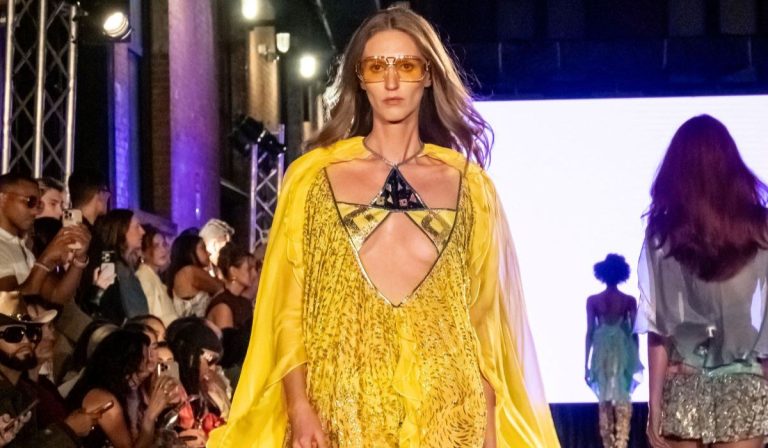 Custo-Barcelona-Steals-the-Show-at-New-York-Fashion-Week