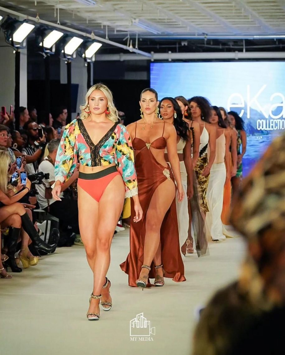Минималистичный шедевр от Ekaye Collection на Неделе моды в Нью-Йорке весна-лето 2025.