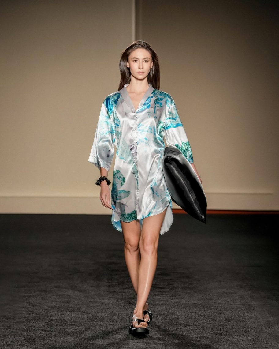 Ekouaer Makes New York Fashion Week Debut