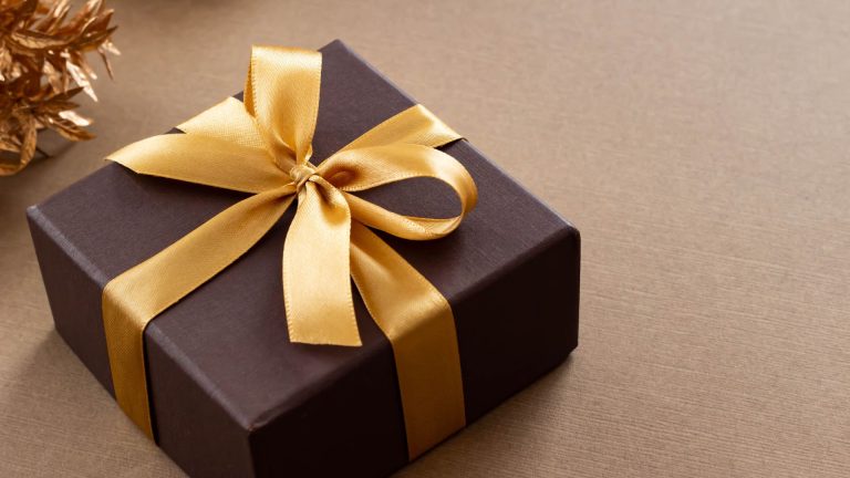 Verschönern Sie ihren Urlaub mit luxuriösen Weihnachtsgeschenken aus der Hotelkollektion!