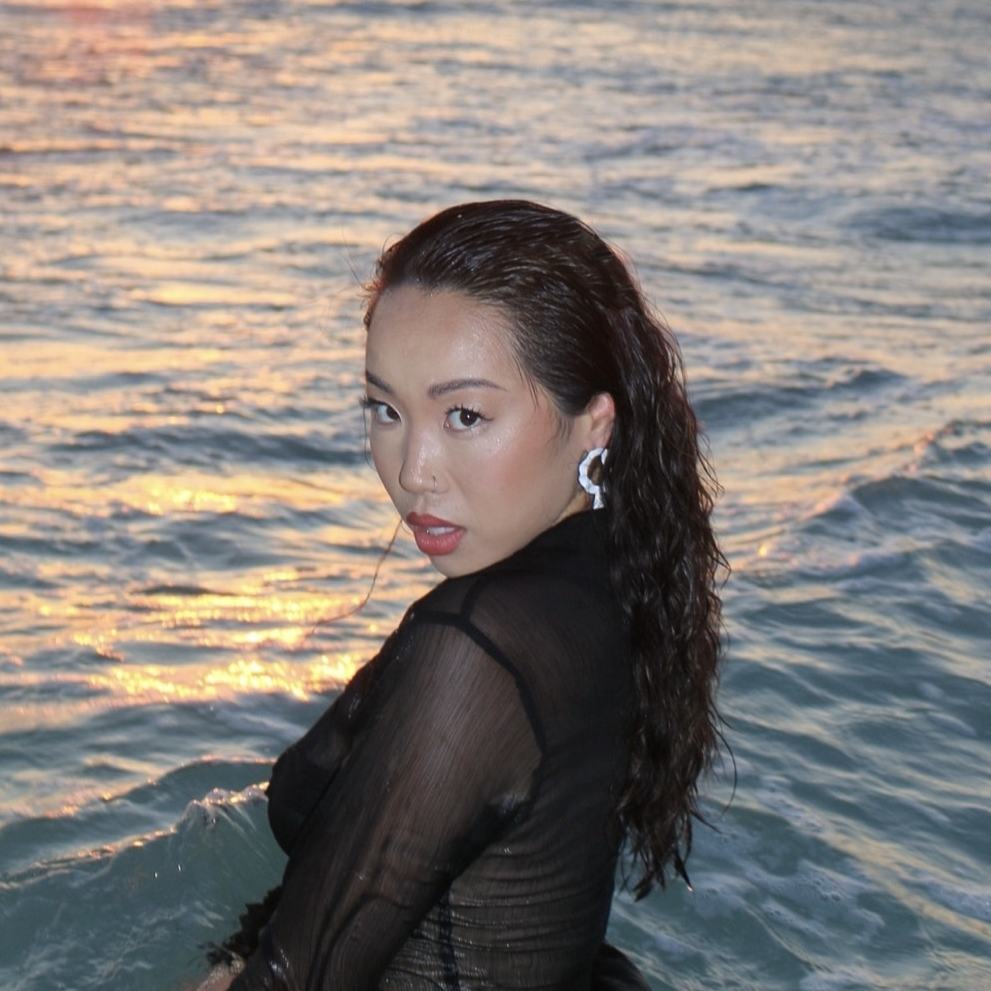 HELANG maintains momentum with the release of her ‘Life Is Music’ EP