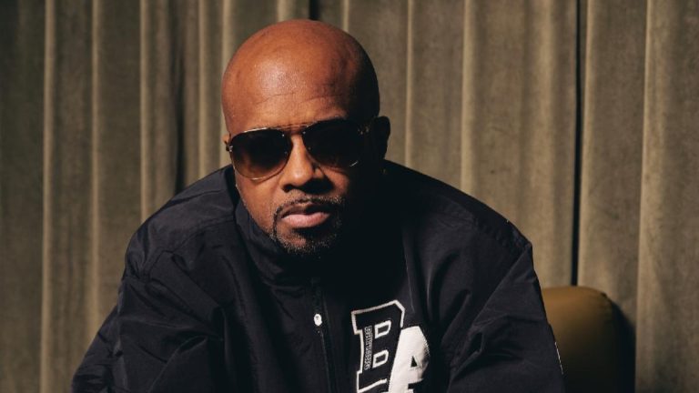 El productor ganador del premio GRAMMY®, Jermaine Dupri, selecciona a cuatro estudiantes de la Universidad de Emory para una pasantía en So So Def.