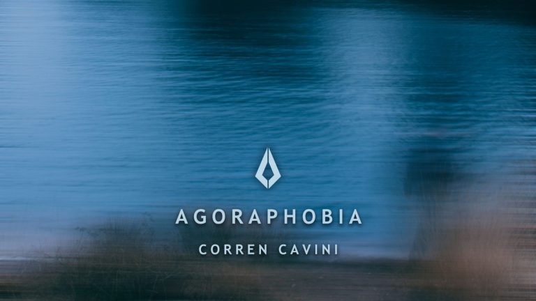 Corren Cavini 宣布首张专辑《A Place To Call Home》封面