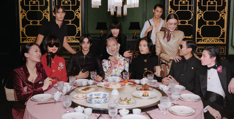 Guccis Kampagne “The Gathering” steht für den Moment der Zusammengehörigkeit.
