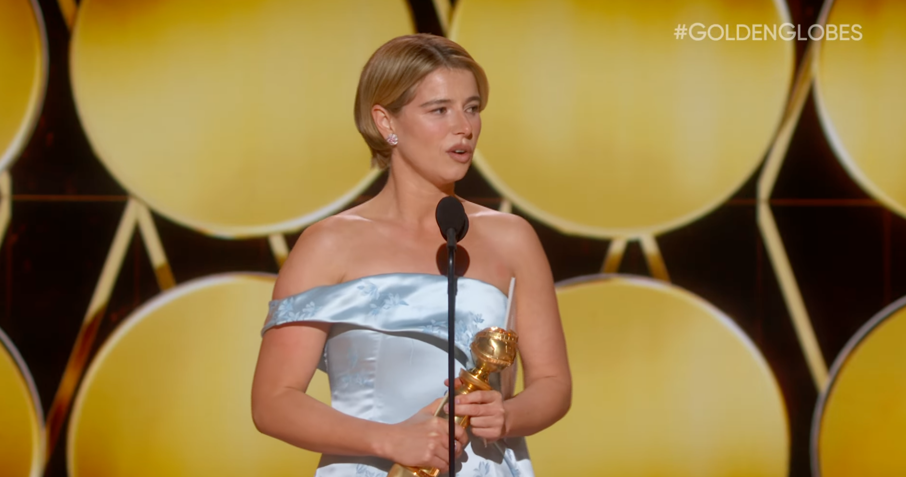 Jessie Buckley Wins Best Female Actor – Motion Picture – Drama