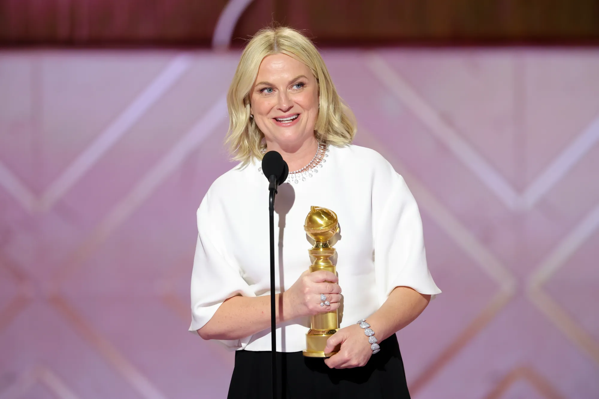 ‘Good Hang With Amy Poehler’ Wins the First Golden Globe for Best Podcast