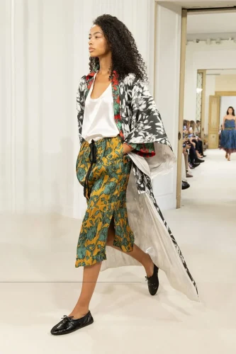 Alberta Ferretti Spring 2027 Ready-to-Wear Runway Collection at Milan