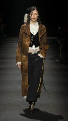 Ann Demeulemeester FW26: Dear Night Thoughts - Paris Fashion Week