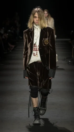Ann Demeulemeester FW26: Dear Night Thoughts - Paris Fashion Week