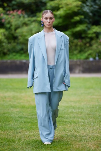 DesignerBOBKOVA SS24 Look23 by Finnegan Koichi Godenschweger for BFW