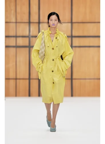 Burberry Summer 2027: Daniel Lee Loosens the House Codes