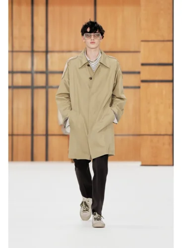 Burberry Summer 2027: Daniel Lee Loosens the House Codes