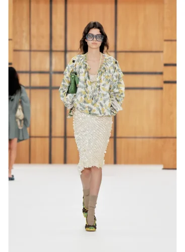 Burberry Summer 2027: Daniel Lee Loosens the House Codes