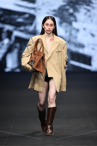 CHOW-des-HOMME-13