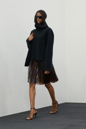 Courrèges 2026秋冬系列：Nicolas Di Felice 描绘一位女性在运动中的24小时