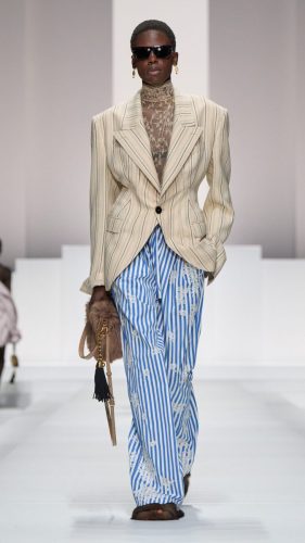 dolce-and-gabbana-women-spring-summer-2026-fashion-show-look-12
