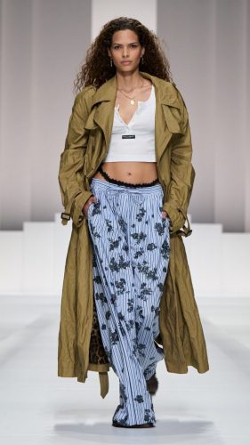 DOLCE AND GABBANA-女装-2026春夏时装秀-look-17