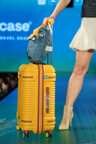 Runway 7 February 2025 - EBN Jewelry, Uppercase, Lino Perros, Tabla