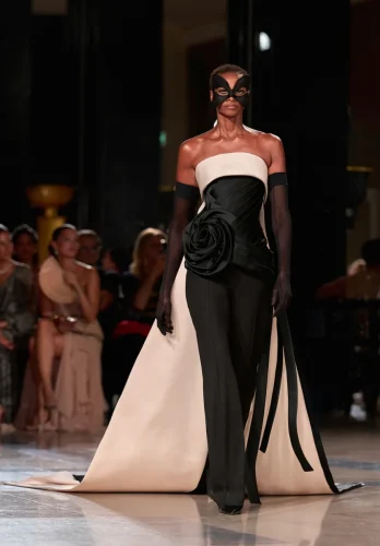 ELIESAABHCAW26-27FrontLook 13 (1)