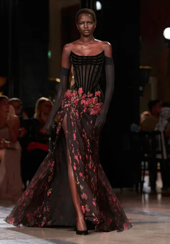 ELIESAABHCAW26-27FrontLook 14 bbe263d2-86bd-4b46-b918-e312daaac31d (1)