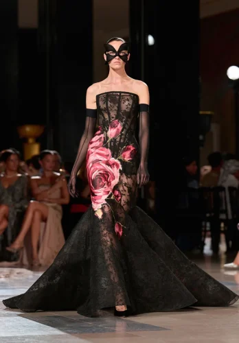 ELIESAABHCAW26-27FrontLook 35 01e7feee-3d9a-4ccd-80d8-baa210a2399f (1)