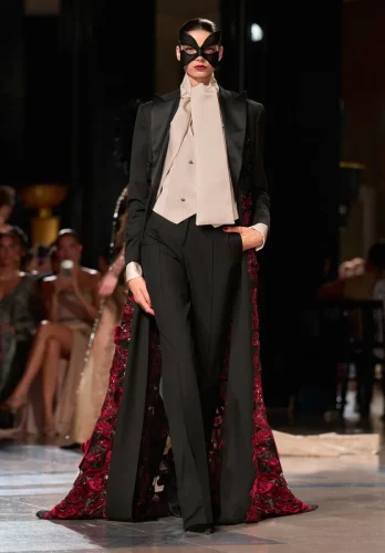 ELIESAABHCAW26-27FrontLook 53