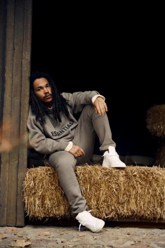 FEAR OF GOD PRÄSENTIERT DIE ESSENTIALS-KOLLEKTION FÜR DIE FEIERTAGE 2020