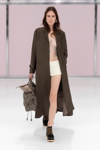 fendi-ss25-32-data