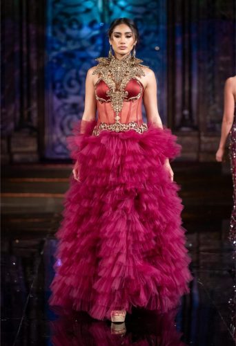 Giannina-Azar-Art-Hearts-NYFW-49