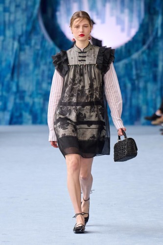002 runway2x3 Hui ss25
