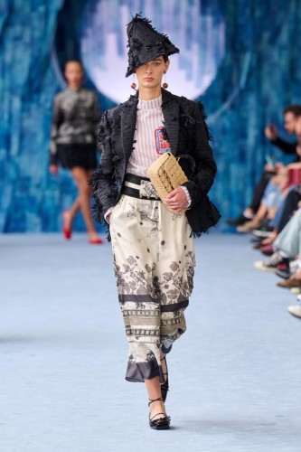 003 runway2x3 Hui ss25
