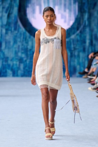 009 runway2x3 Hui ss25