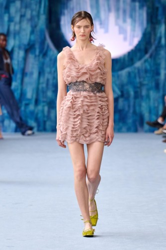 018 runway2x3 Hui ss25