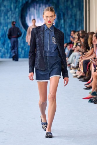 021 runway2x3 Hui ss25