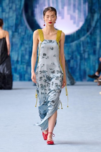 035 runway2x3 Hui ss25
