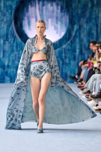 036 runway2x3 Hui ss25
