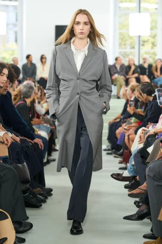 Jil Sander Spring 2027 Ready-to-Wear Runway Collection at Milan