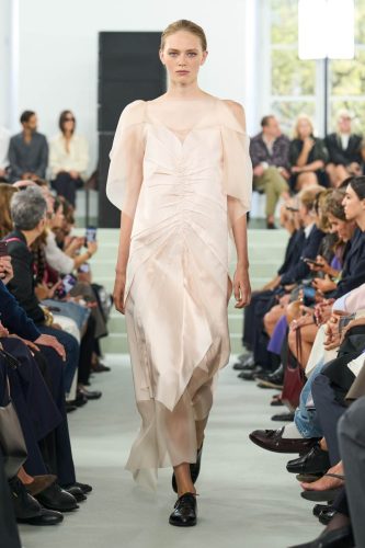 Jil Sander Spring 2027 Ready-to-Wear Runway Collection at Milan