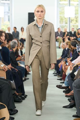 Jil Sander Spring 2027 Ready-to-Wear Runway Collection at Milan